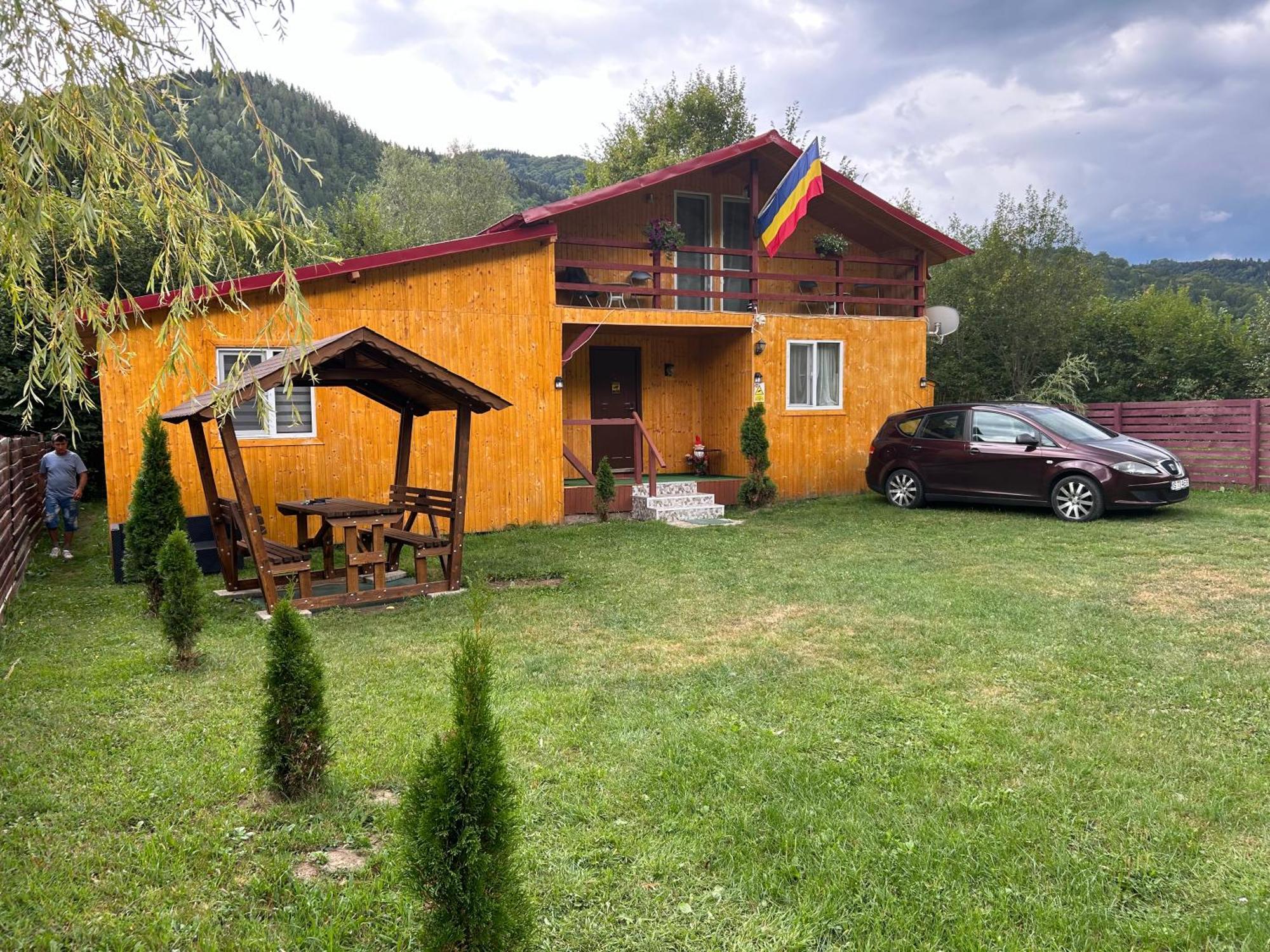 Cabana Lucia Tarcău-Gheuca Eksteriør bilde